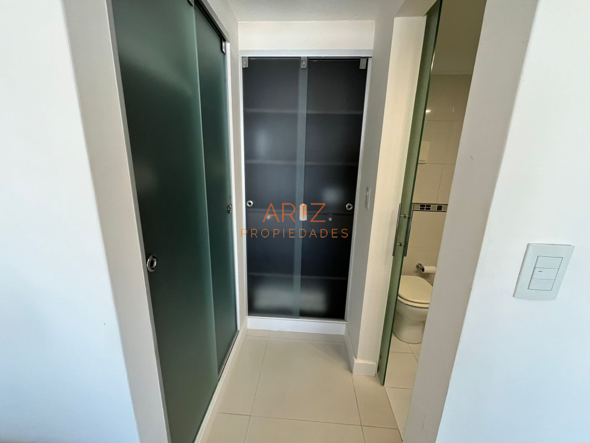 Apartamento ID.2272 - Venta Apartamento en Península 2 dormitorios 2 baños reciclado  Punta del Este