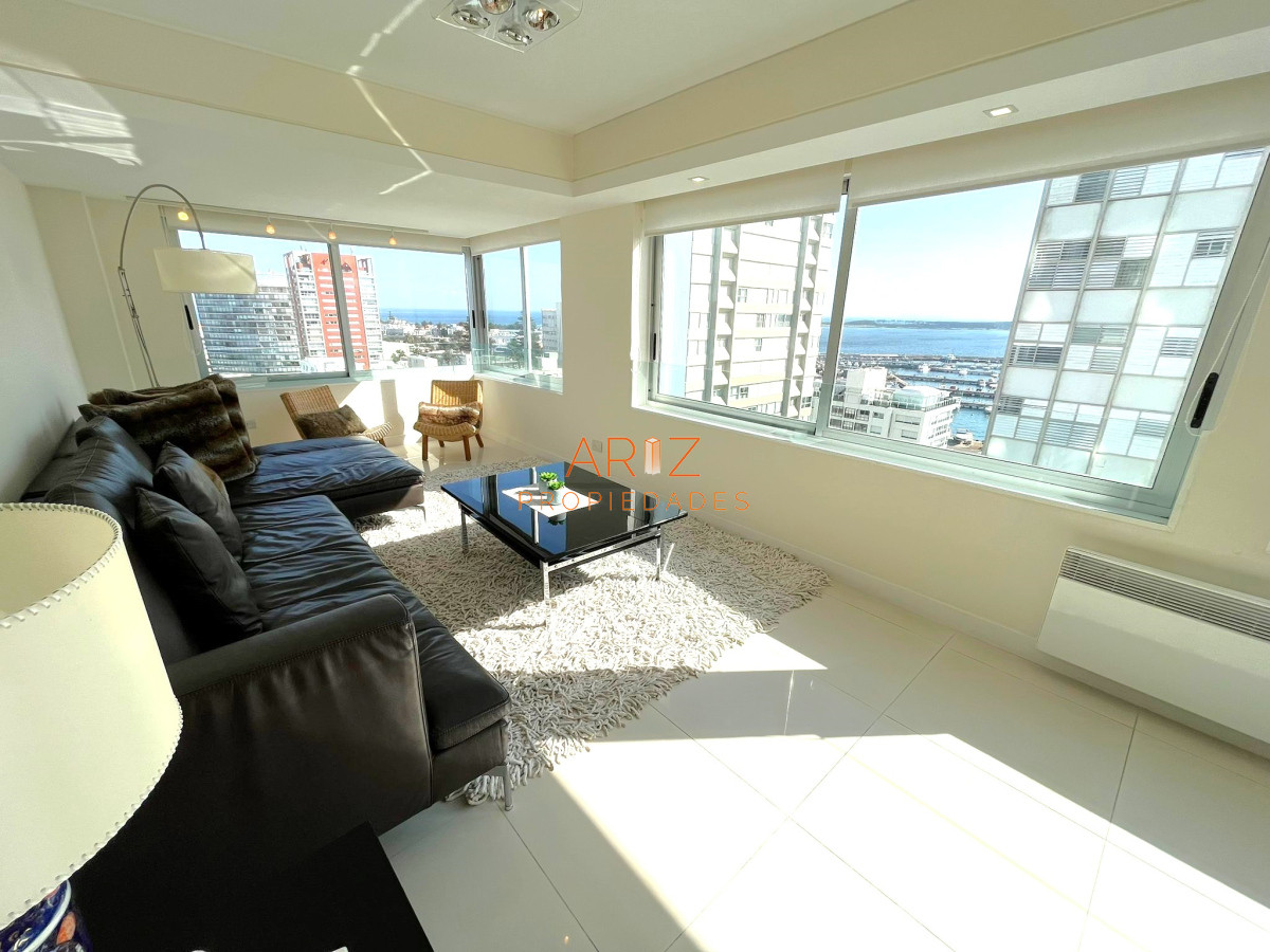 Apartamento ID.2272 - Venta Apartamento en Península 2 dormitorios 2 baños reciclado  Punta del Este