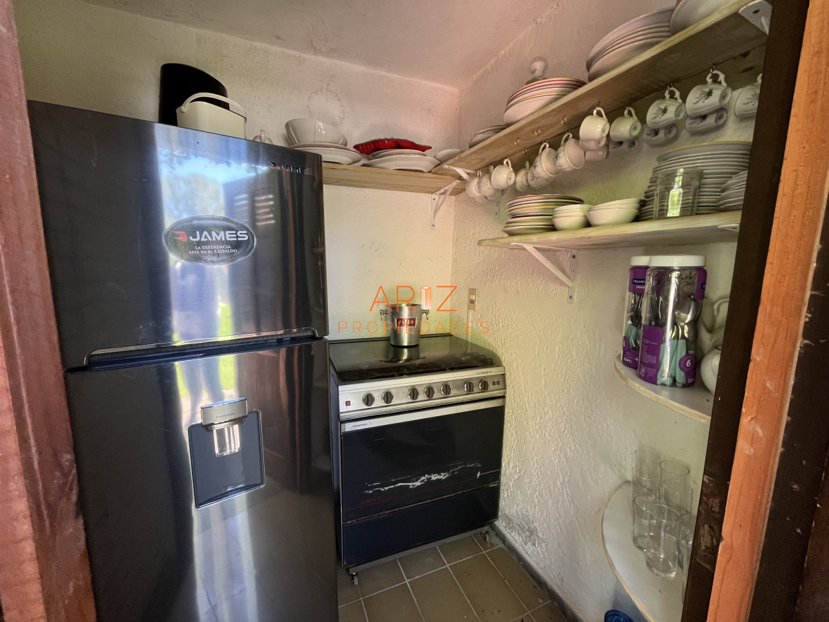 Casa ID.2454 - Alquiler temporada Residencia de categoría en el corazón de Cantegril - Punta del Este