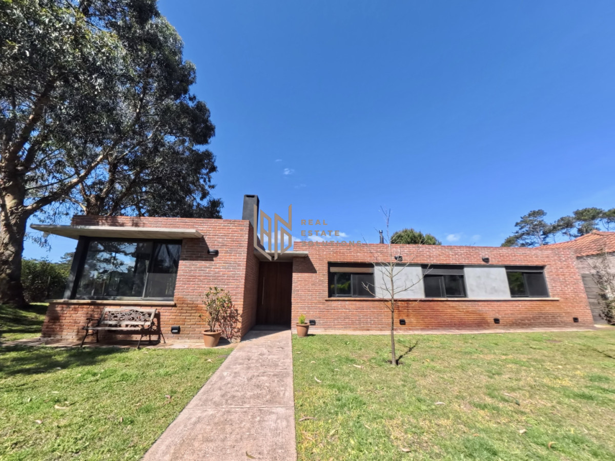 Casa ID.95 - Alquiler Casa 3 dormitorios y servicio en alquiler temporada con piscina