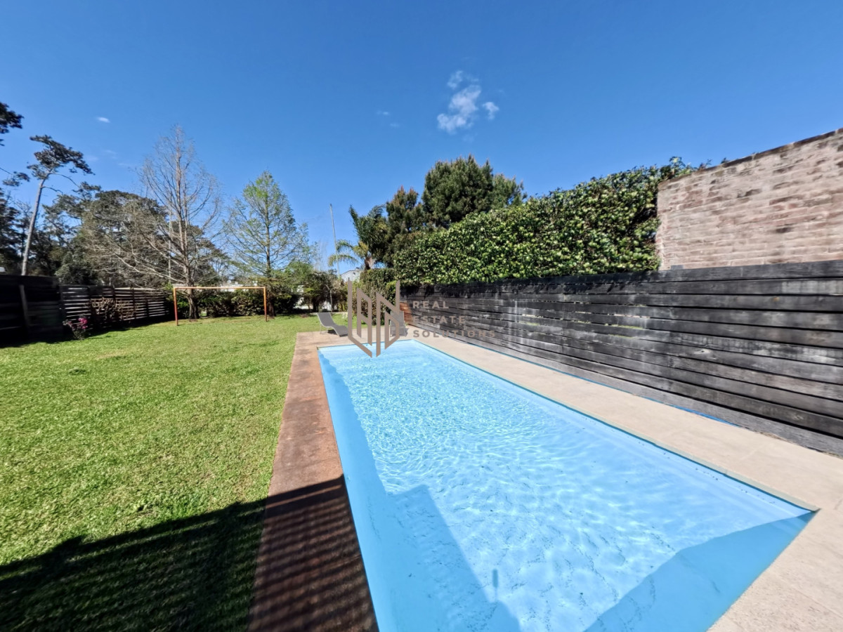 Casa ID.95 - Alquiler Casa 3 dormitorios y servicio en alquiler temporada con piscina