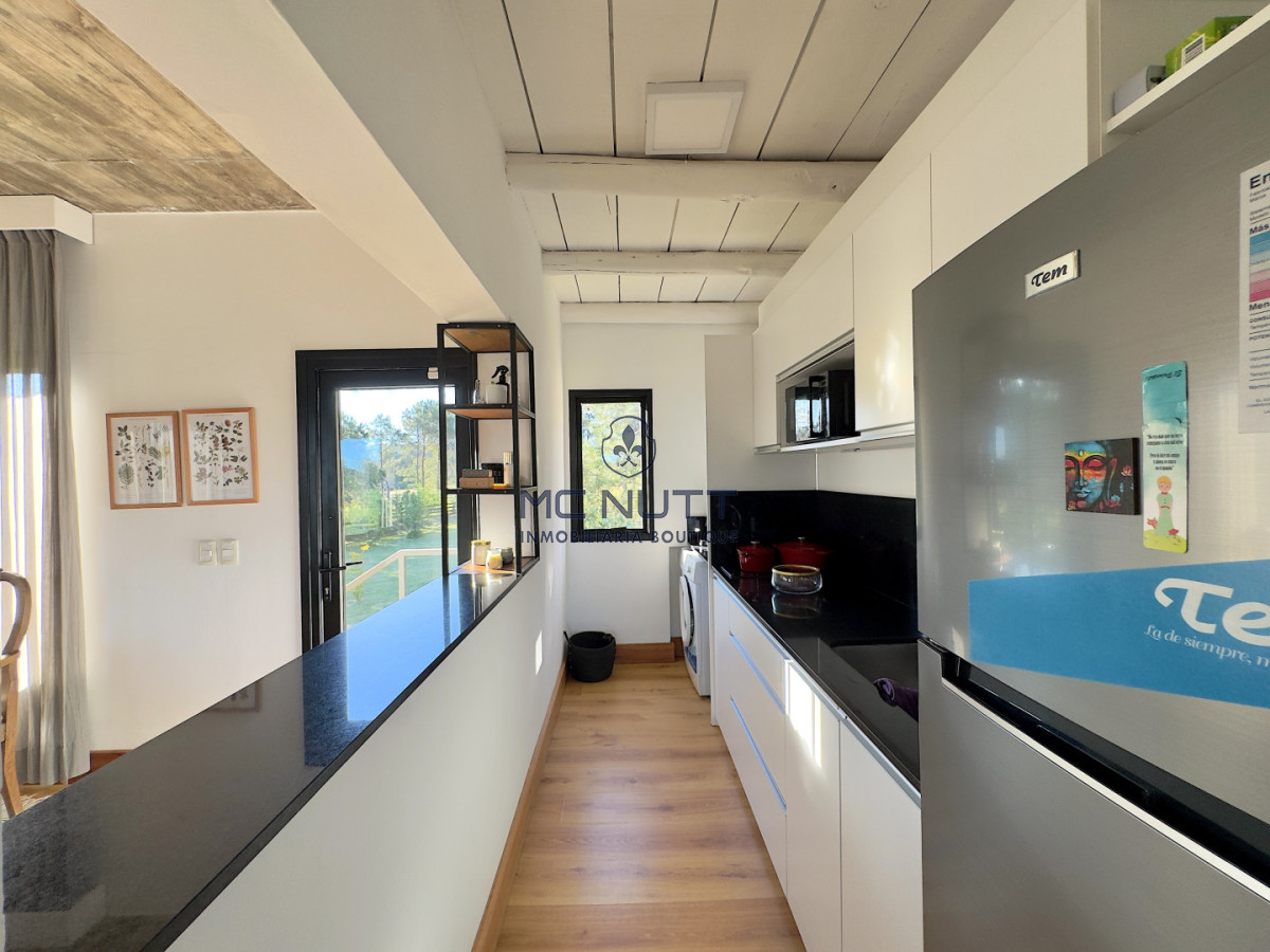Casa ID.909/ - Venta casa 4 dormitorios Barrio Privado Pueblo Coyote