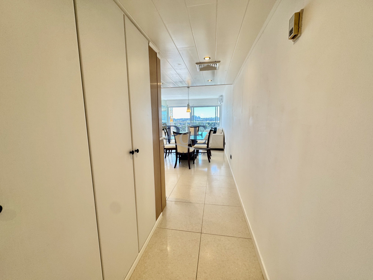 Venta de Apartamento de 2 Dormitorios y Medio | Punta del Este - Imagen 3