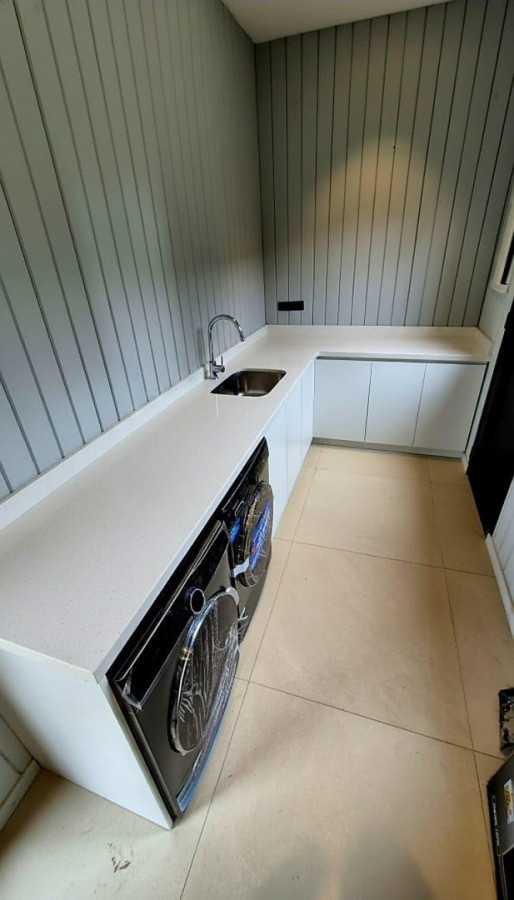 Casa ID.1742 - Venta Casa 4 Dormitorios con Piscina