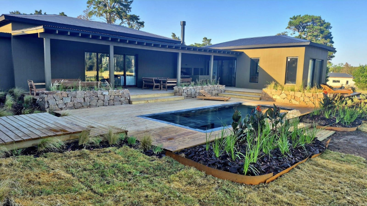 Casa ID.1742 - Venta Casa 4 Dormitorios con Piscina