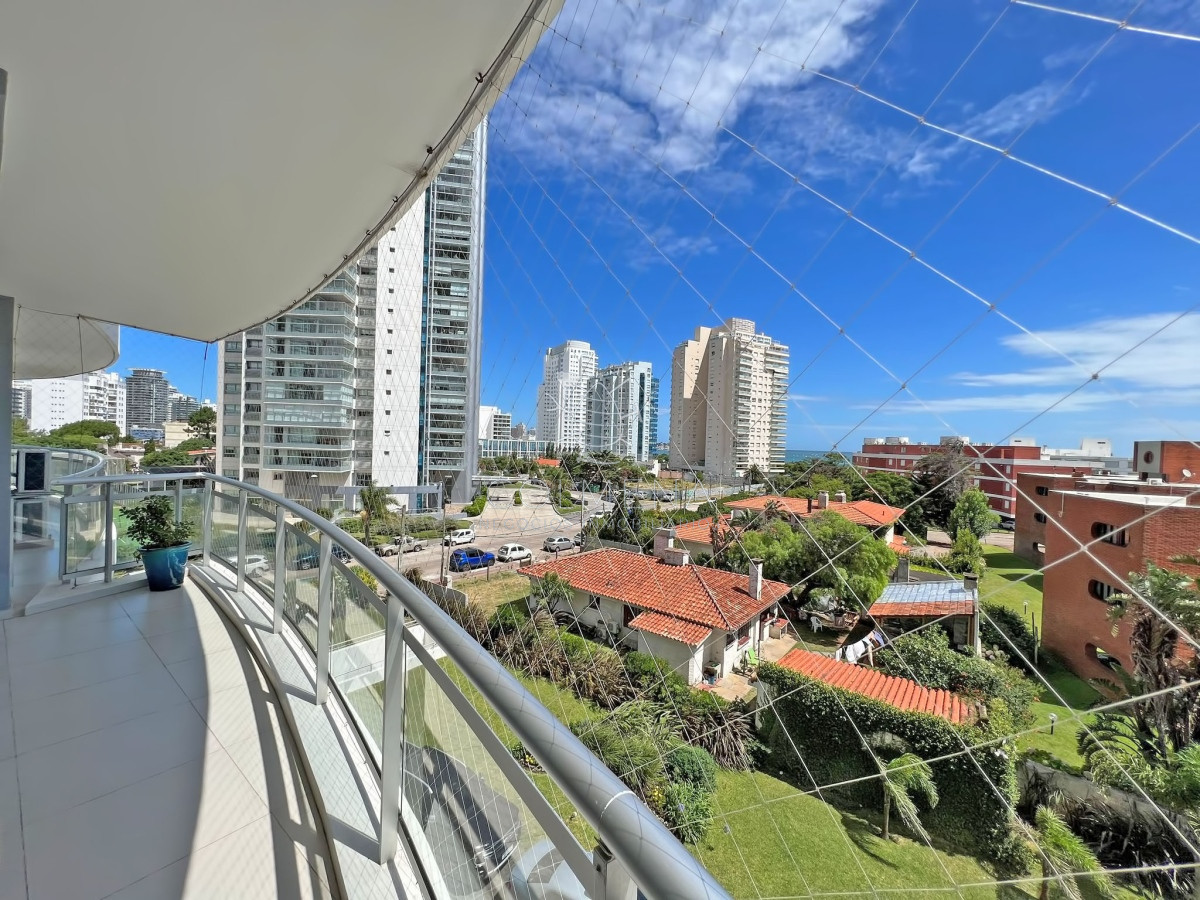 Mansa - GoPunta - Portal Inmobiliario de Punta del Este - Maldonado