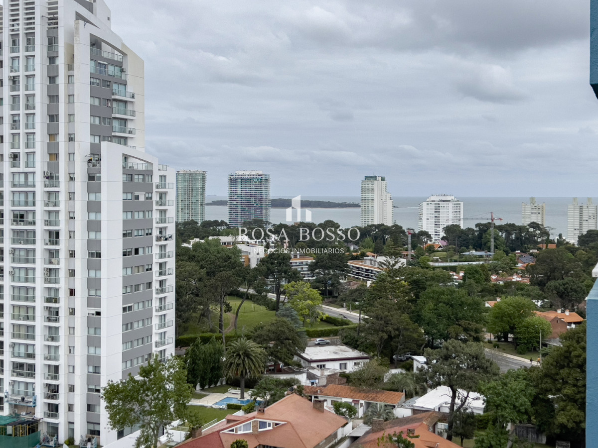 Apartamento ID.9829 - Apartamento venta 3 dormitorios Roosevelt Punta del Este