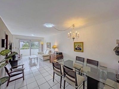 EDIFICIO CHESTERFIELD - PUNTA DEL ESTE