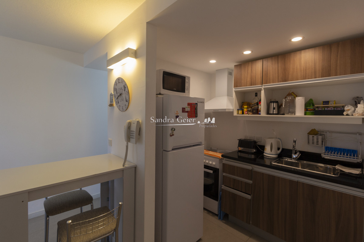 Apartamento ID.2071 - Muy lindo Monoambiente en torre de categoría. 