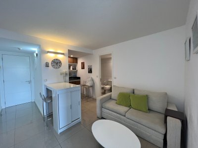 Apartamento ID.2071 - Muy lindo Monoambiente en torre de categoría. 