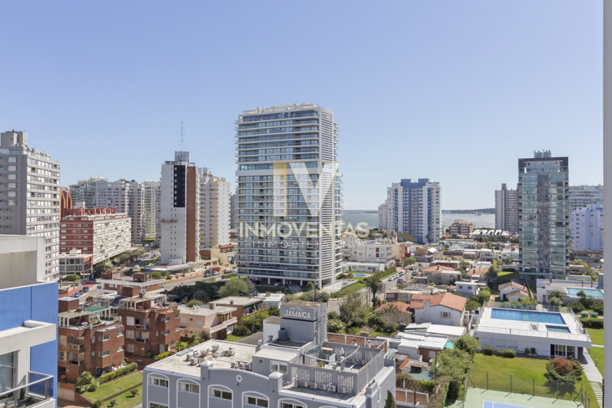 Apartamento ID.4658 - Apartamento en venta y alquiler en Brava Punta del Este, 2 dormitorios, 2 baños