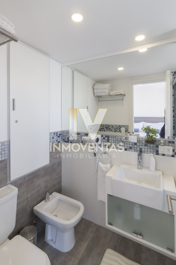 Apartamento ID.4658 - Apartamento en venta y alquiler en Brava Punta del Este, 2 dormitorios, 2 baños