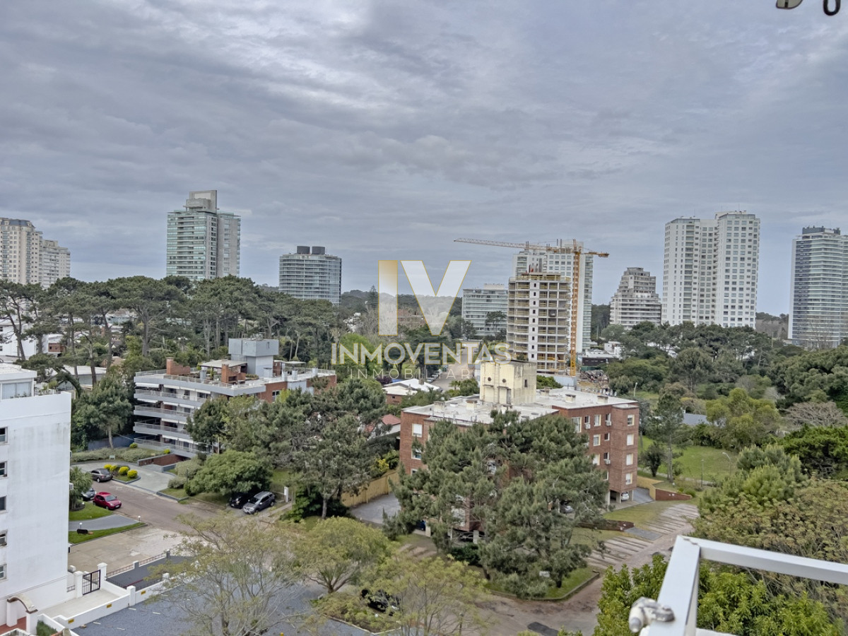 Apartamento ID.4584 - Apartamento en venta en Aidy Grill Punta del Este, 2 dormitorios, 2 baños