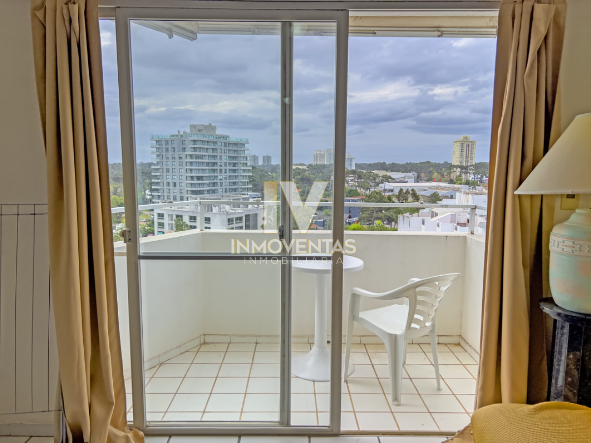 Apartamento ID.4584 - Apartamento en venta en Aidy Grill Punta del Este, 2 dormitorios, 2 baños