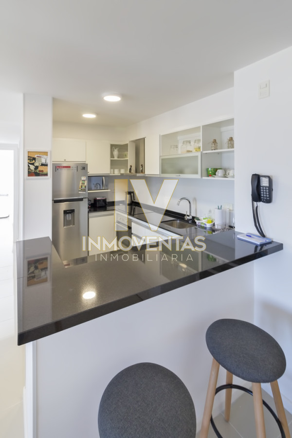 Apartamento ID.4658 - Apartamento en venta y alquiler en Brava Punta del Este, 2 dormitorios, 2 baños