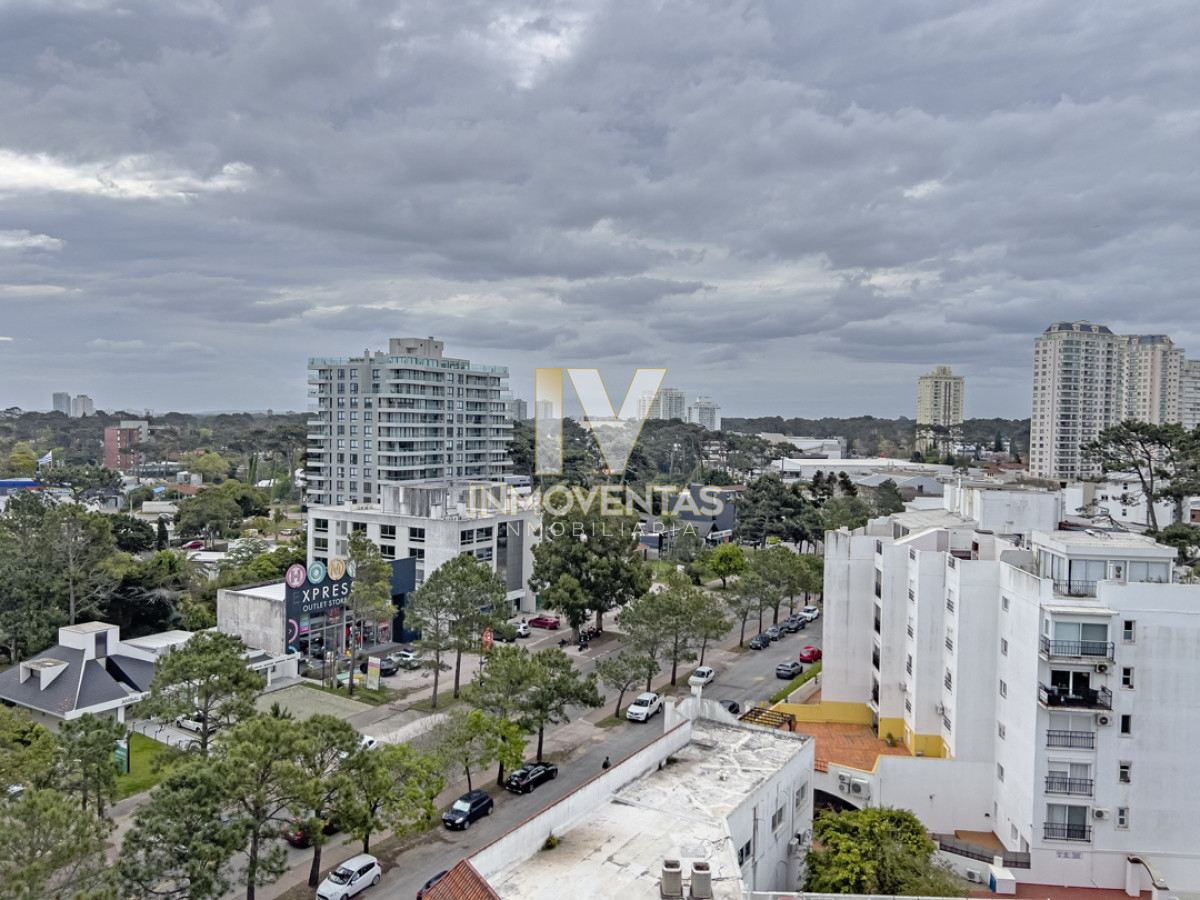 Apartamento ID.4584 - Apartamento en venta en Aidy Grill Punta del Este, 2 dormitorios, 2 baños
