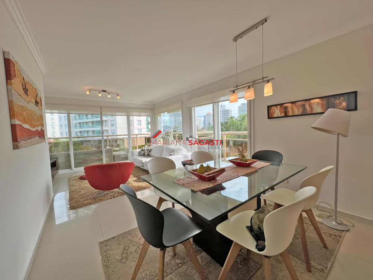 Apartamento ID.3825 - Apartamento en venta y alquiler en Brava Punta del Este, 3 dormitorios, 2 baños