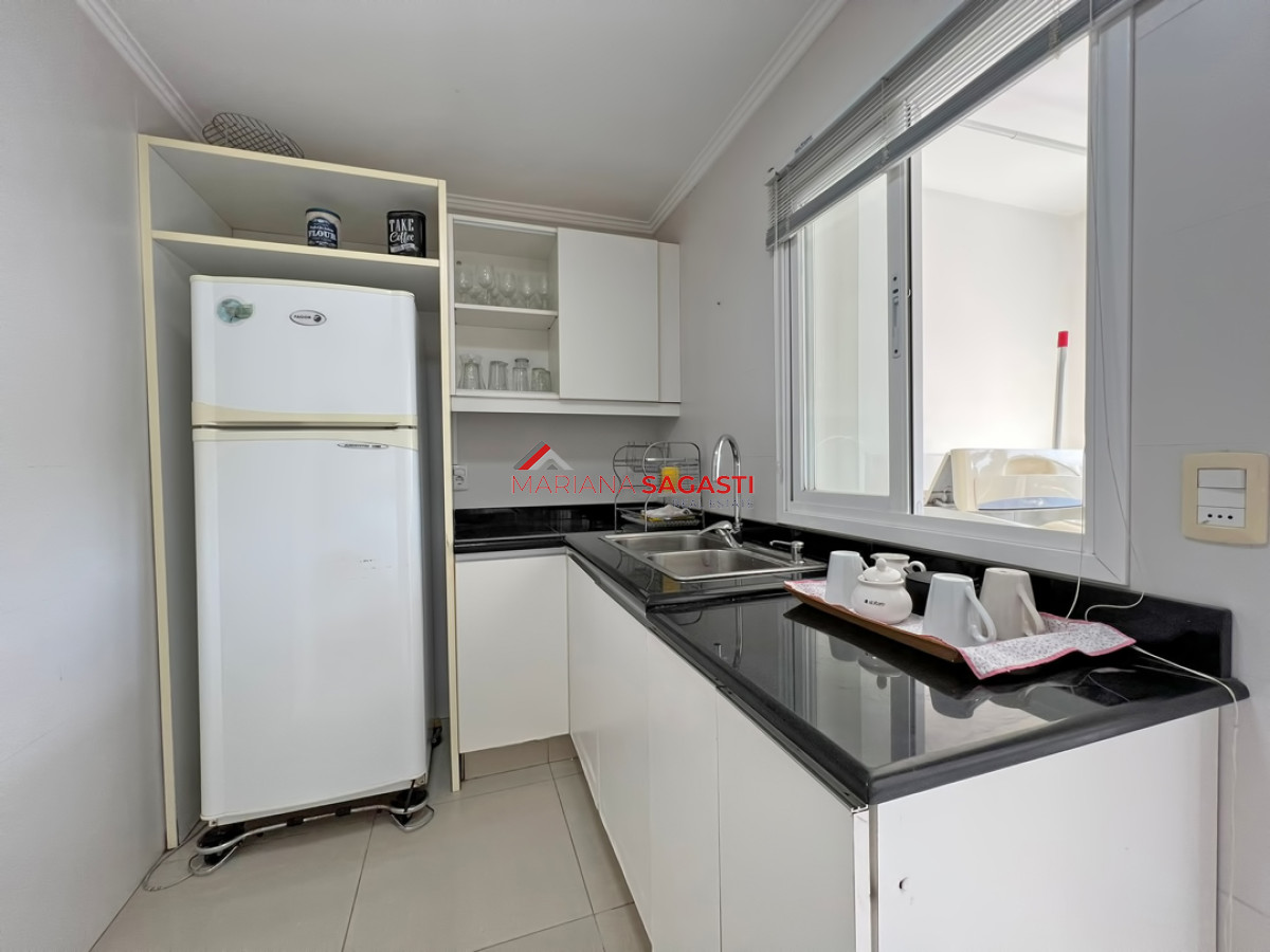 Apartamento ID.3825 - Apartamento en venta y alquiler en Brava Punta del Este, 3 dormitorios, 2 baños