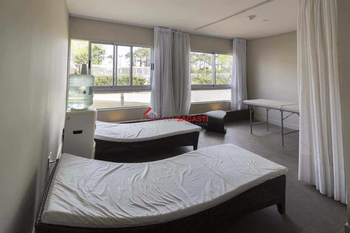 Apartamento ID.3823 - Apartamento en venta en Roosevelt Punta del Este, 3 dormitorios, 3 baños