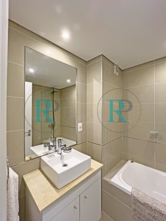 Apartamento ID.2519 - VENTA APARTAMENTO 1 DORMITORIO PLAYA MANSA PUNTA DEL ESTE
