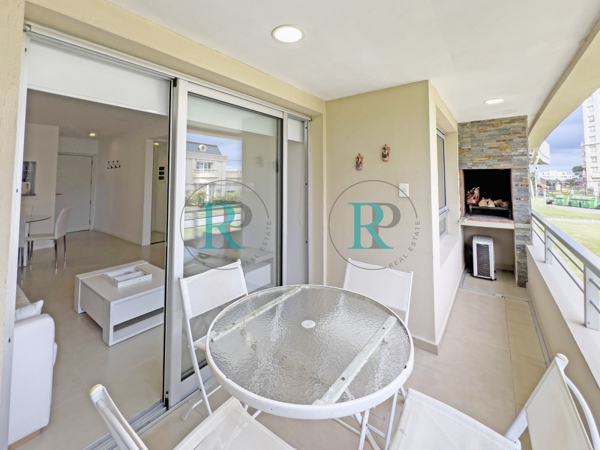 Apartamento ID.2519 - VENTA APARTAMENTO 1 DORMITORIO PLAYA MANSA PUNTA DEL ESTE