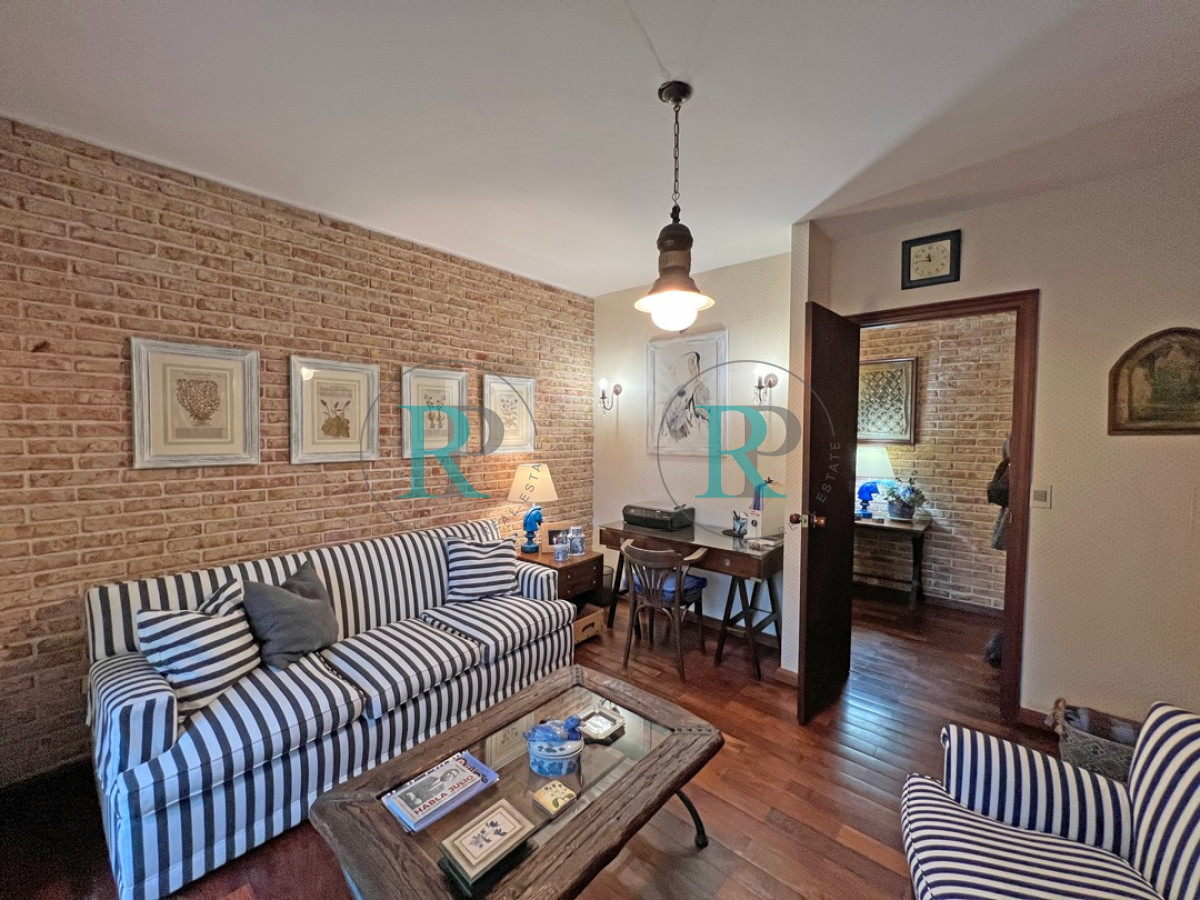 Casa ID.2073 - Residencia en venta ubicada en la mansa - Punta del Este