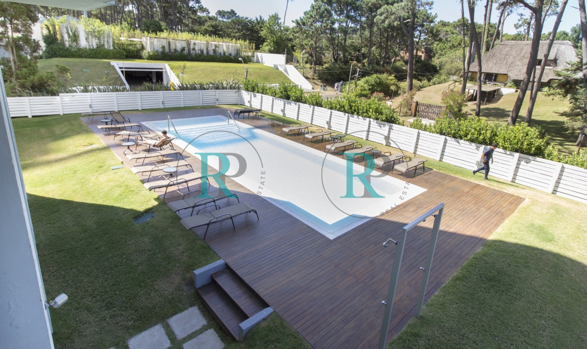 Apartamento ID.2484 - VENTA APARTAMENTO 2 DORMITORIOS ROOSEVELT PUNTA DEL ESTE