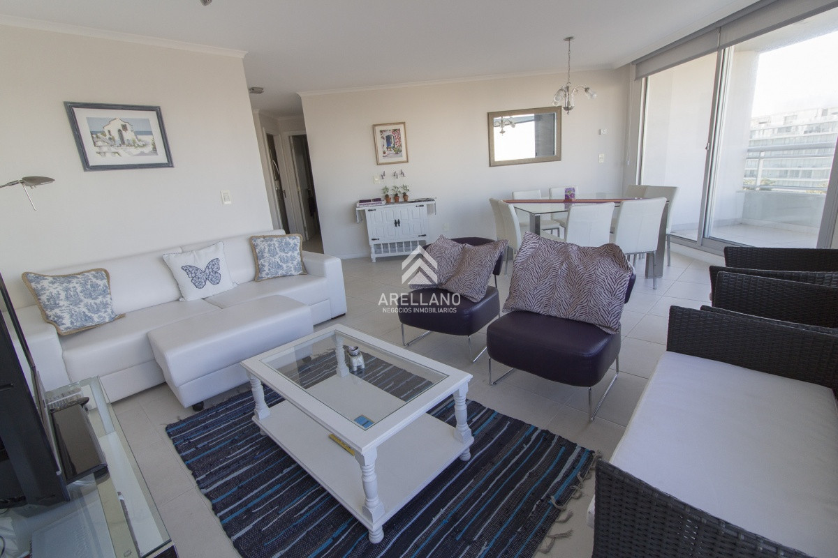 Apartamento ID.5658 - Venta apartamento 3 dormitorios 3 baños 