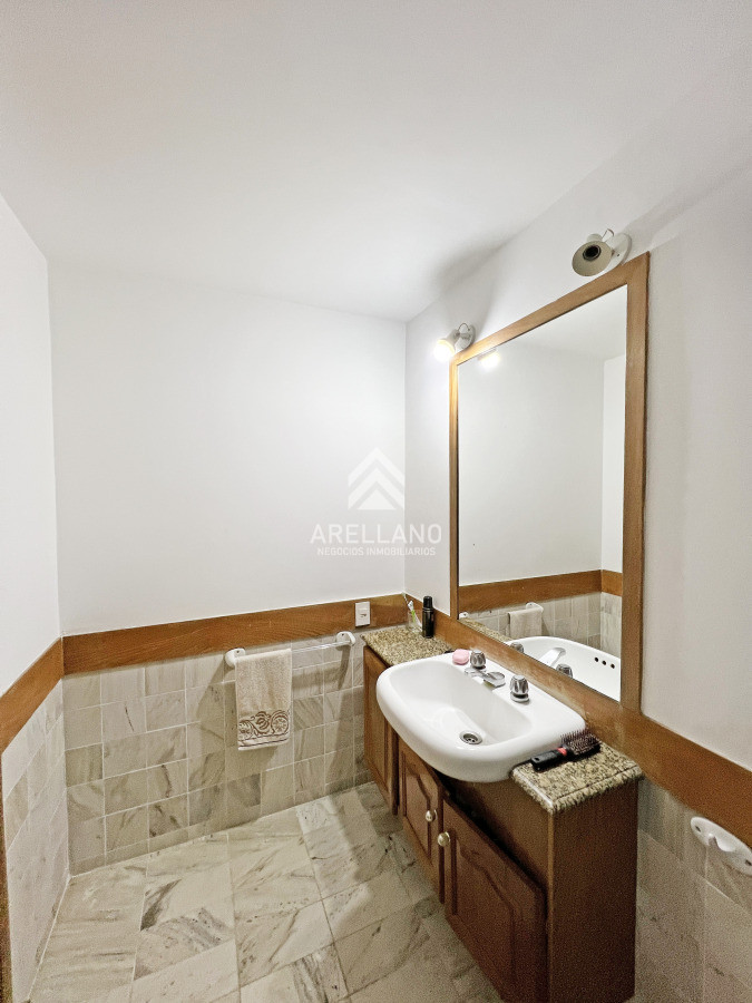 Apartamento ID.5619 - Venta Apartamento 2 Dormitorios Playa brava  Punta del Este