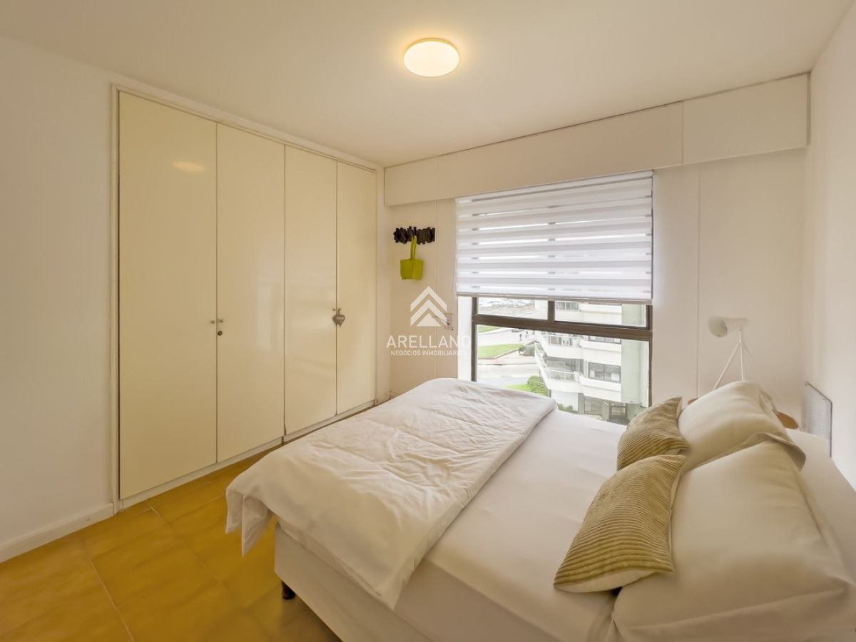 Apartamento ID.5825 - Venta apartamento Península Punta del Este, 4 dormitorios, 5 baños