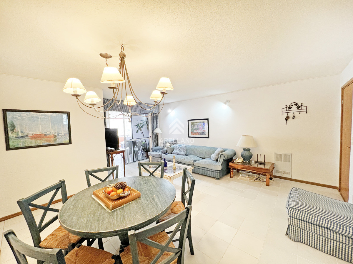 Apartamento ID.5619 - Venta Apartamento 2 Dormitorios Playa brava  Punta del Este