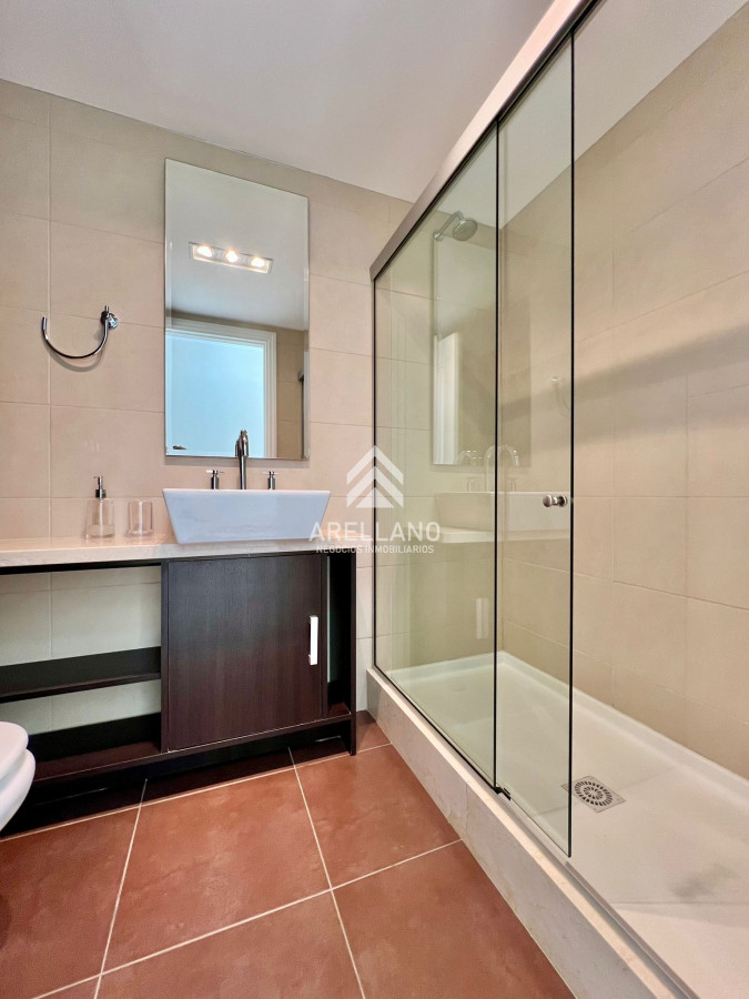 Apartamento ID.4189 - Apartamento en venta y alquiler en Brava Punta del Este, 3 dormitorios, 4 baños