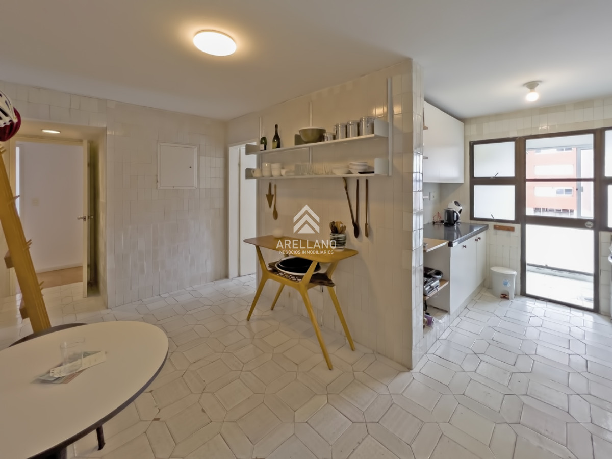 Apartamento ID.5825 - Venta apartamento Península Punta del Este, 4 dormitorios, 5 baños