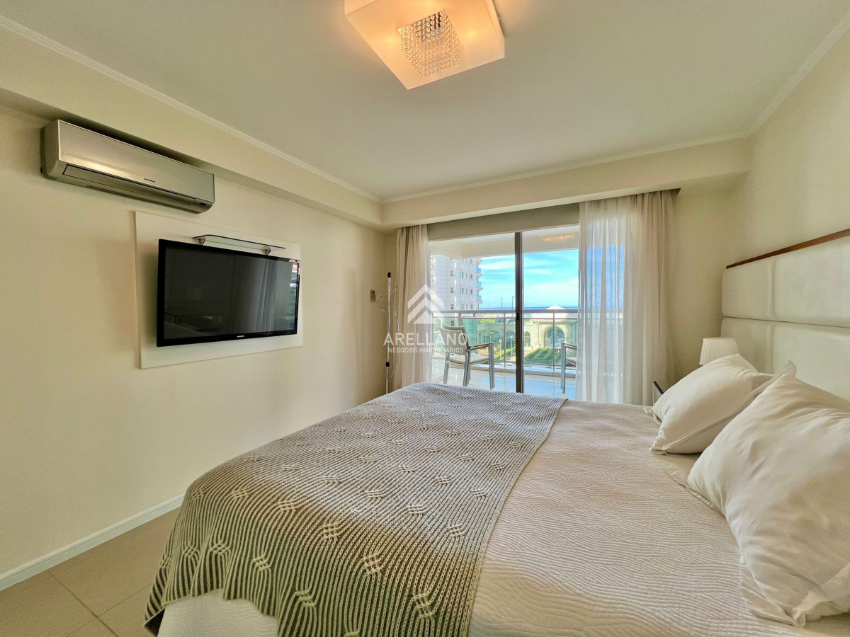 Apartamento ID.4189 - Apartamento en venta y alquiler en Brava Punta del Este, 3 dormitorios, 4 baños