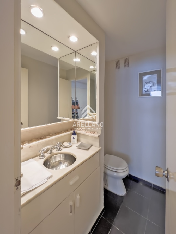 Apartamento ID.5825 - Venta apartamento Península Punta del Este, 4 dormitorios, 5 baños