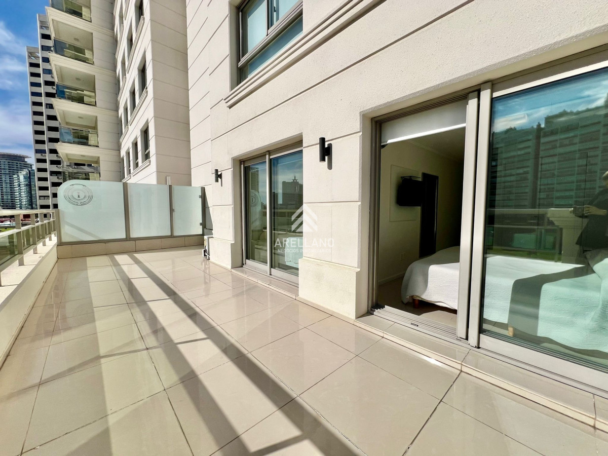 Apartamento ID.4189 - Apartamento en venta y alquiler en Brava Punta del Este, 3 dormitorios, 4 baños