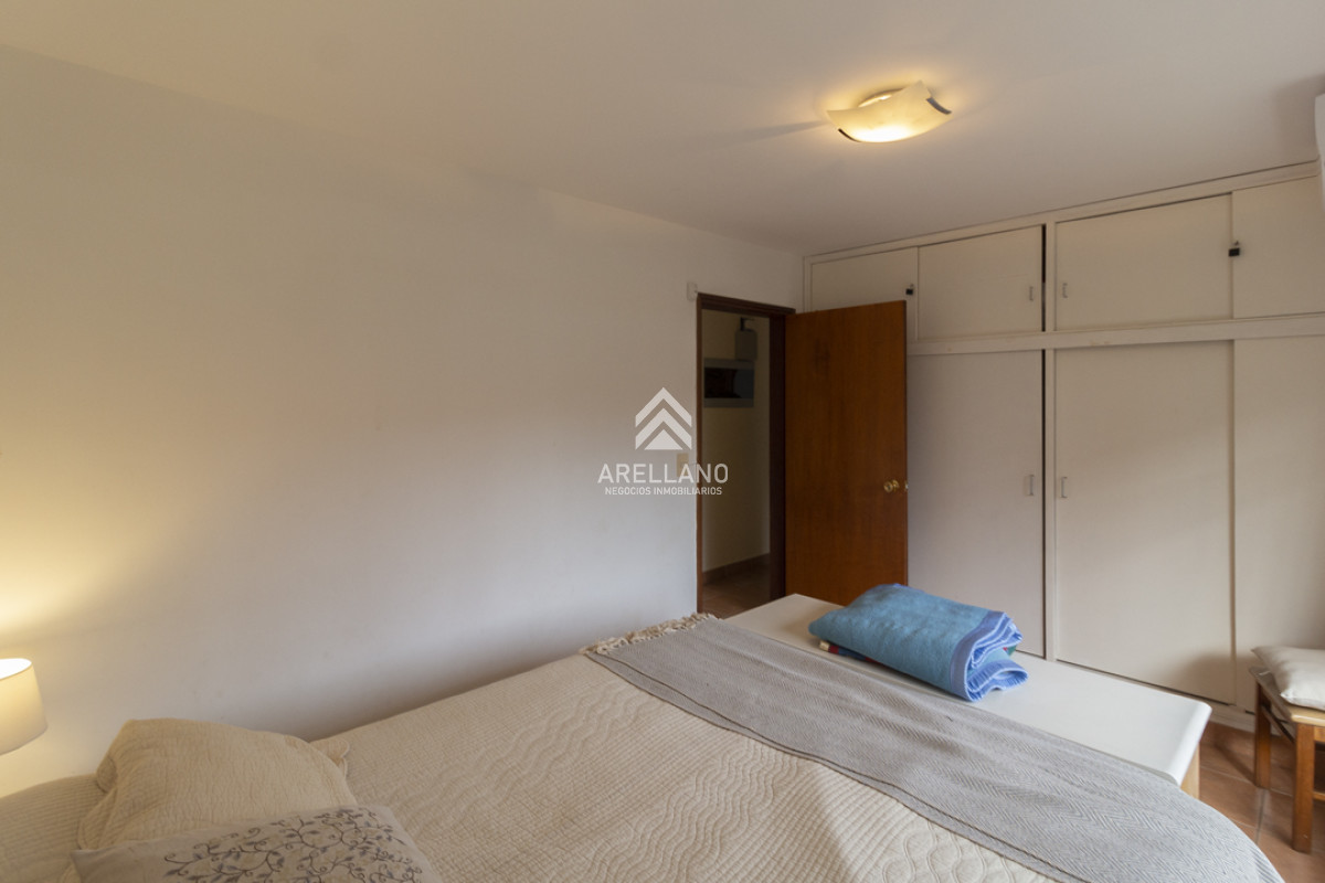 Casa ID.5386 - Venta Casa 4 dormitorios 