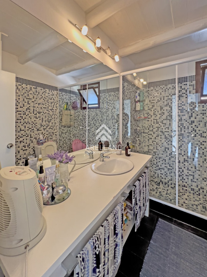 Casa ID.4369 - Casa en venta en Barrio privado