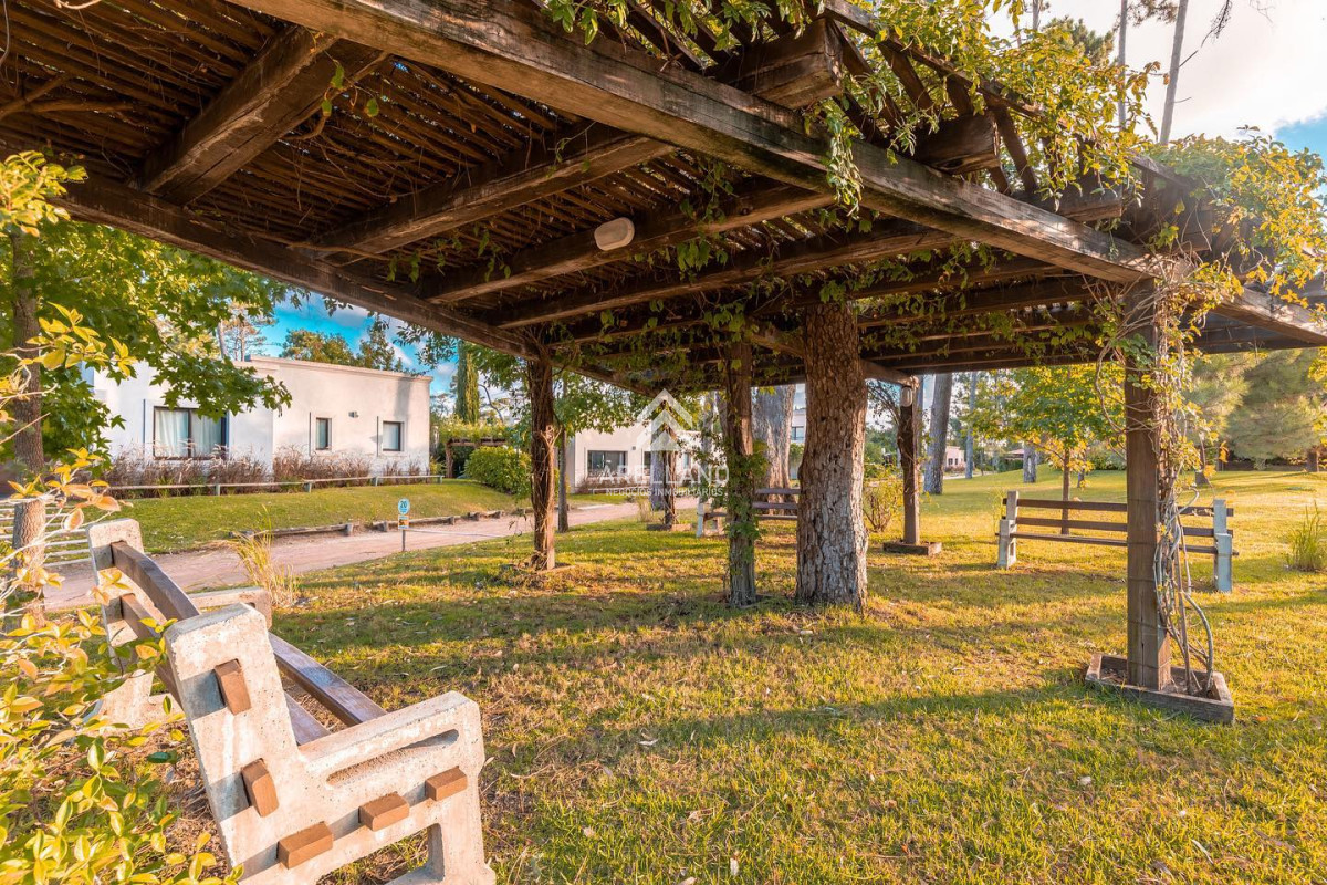 Casa ID.4369 - Casa en venta en Barrio privado