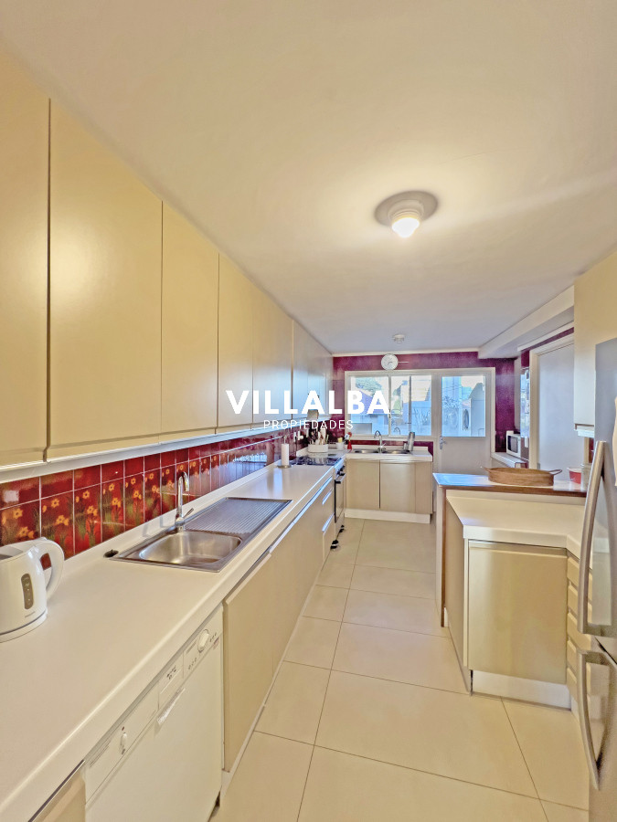 Apartamento ID.3614 - VENTA APARTAMENTO 3 DORMITORIOS PUERTO PUNTA DEL ESTE