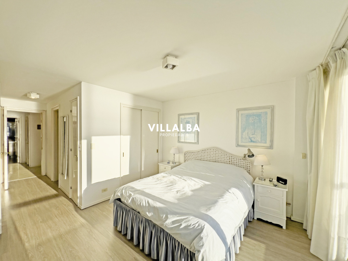 Apartamento ID.3614 - VENTA APARTAMENTO 3 DORMITORIOS PUERTO PUNTA DEL ESTE