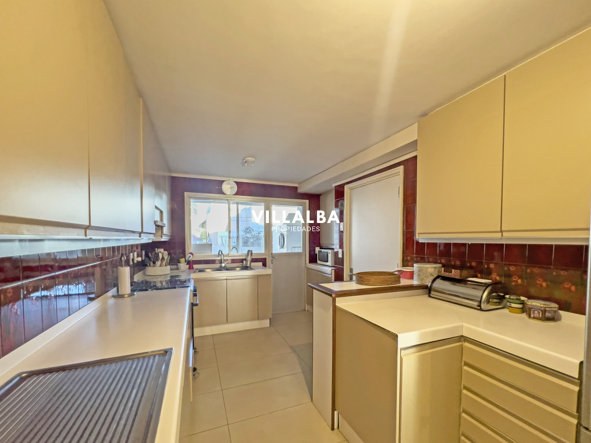 Apartamento ID.3614 - VENTA APARTAMENTO 3 DORMITORIOS PUERTO PUNTA DEL ESTE