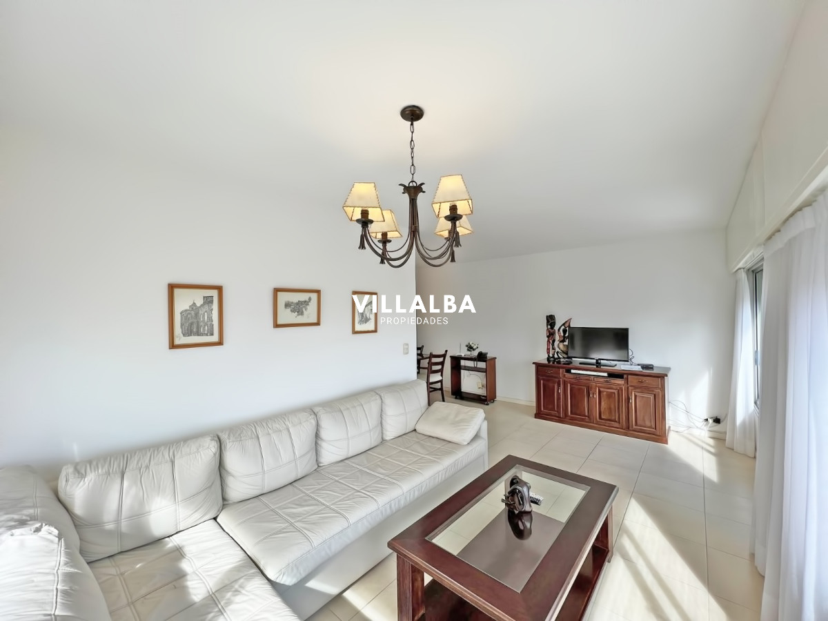 Apartamento ID.3699 - Apartamento en piso intermedio 