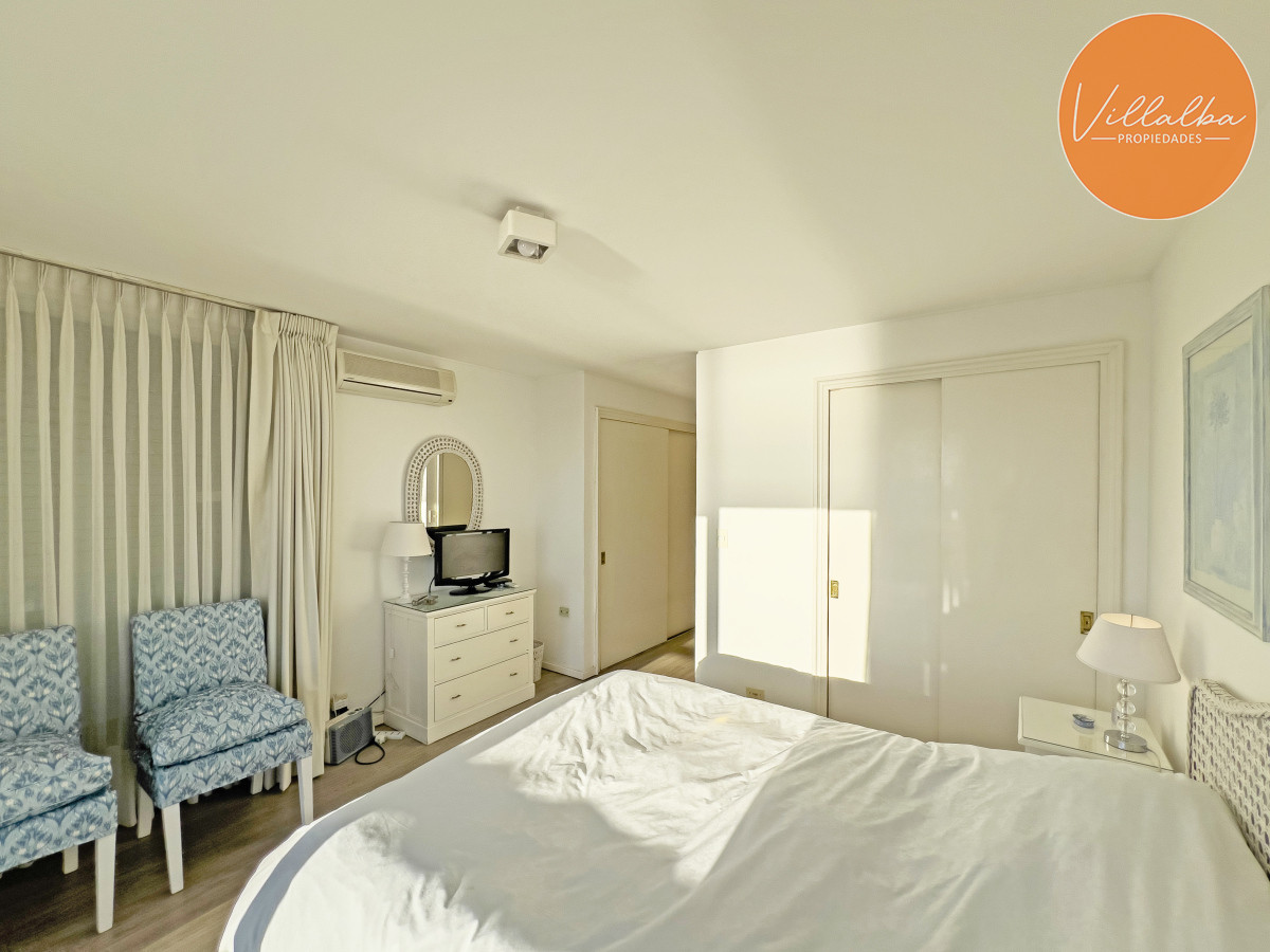 Apartamento ID.3614 - VENTA APARTAMENTO 3 DORMITORIOS PUERTO PUNTA DEL ESTE