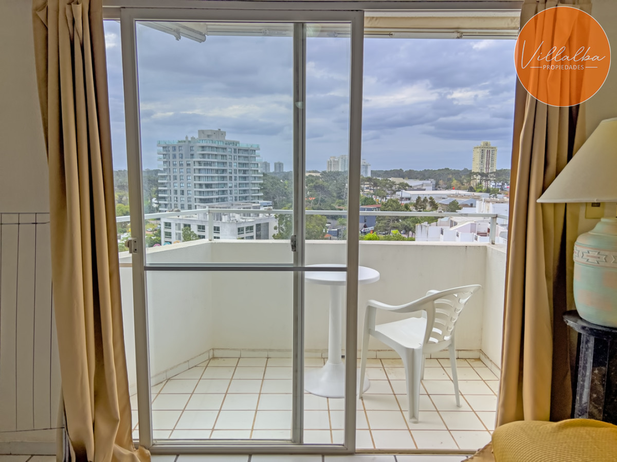 Apartamento ID.3220 - Apartamento en venta en Aidy Grill Punta del Este, 2 dormitorios, 2 baños