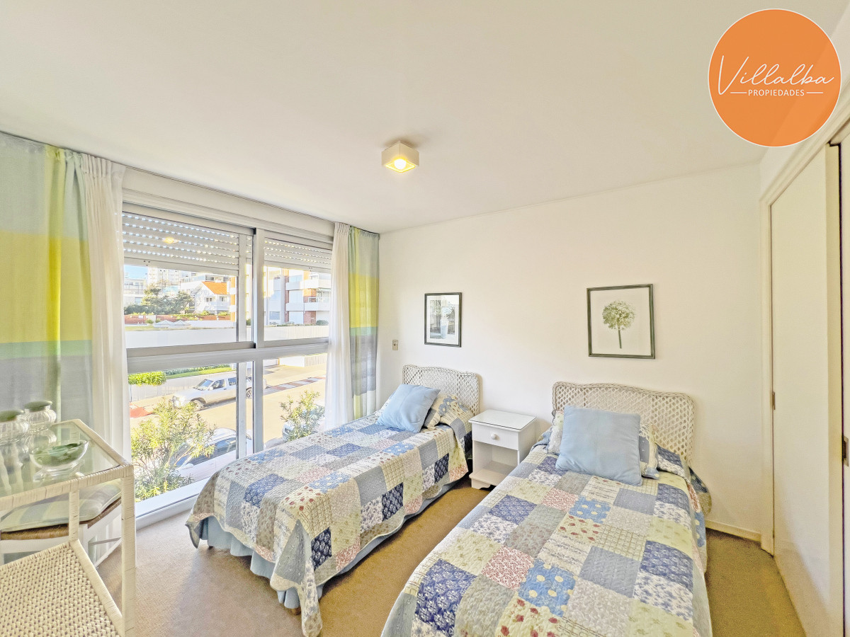 Apartamento ID.3614 - VENTA APARTAMENTO 3 DORMITORIOS PUERTO PUNTA DEL ESTE