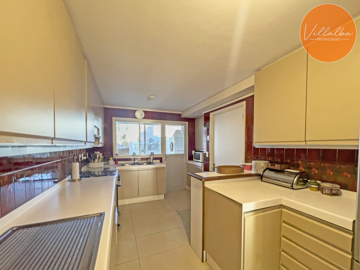 Apartamento ID.3614 - VENTA APARTAMENTO 3 DORMITORIOS PUERTO PUNTA DEL ESTE
