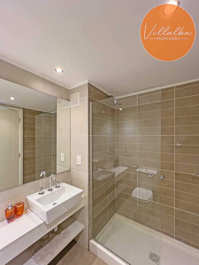 Apartamento ID.3689 - Venta Apartamento 3 Dormitorios Playa Brava Punta del Este