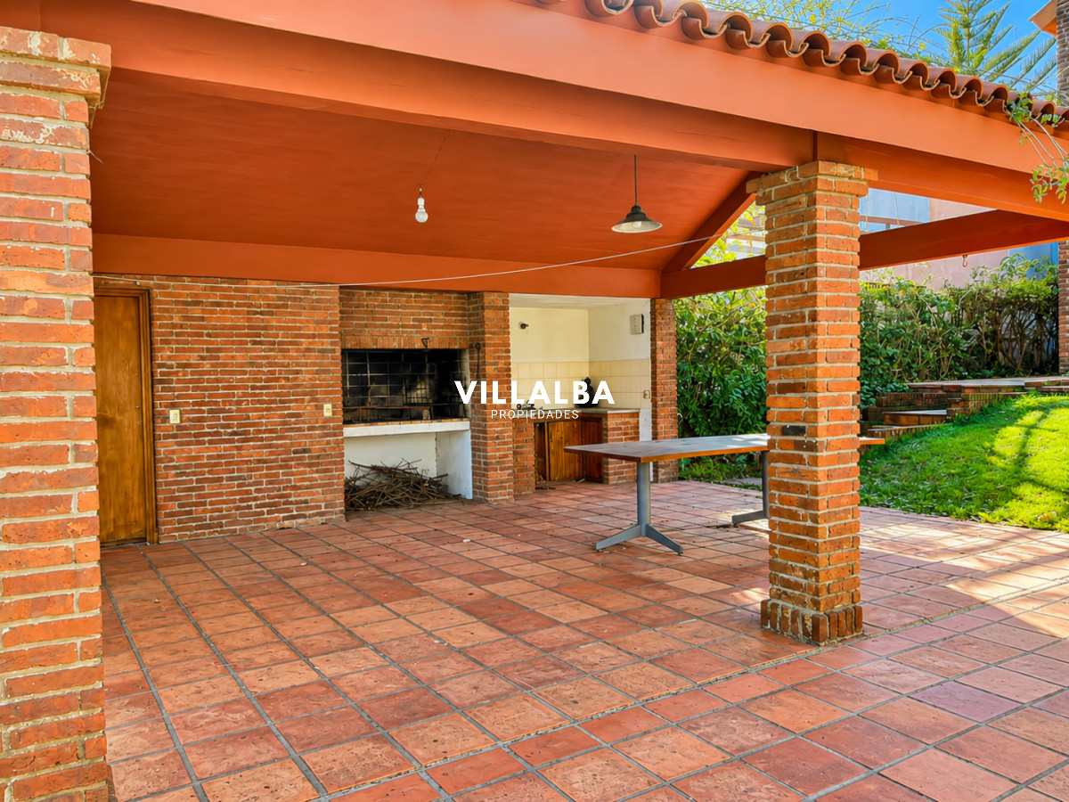 Casa ID.4763 - Excelente oportunidad en Playa Mansa