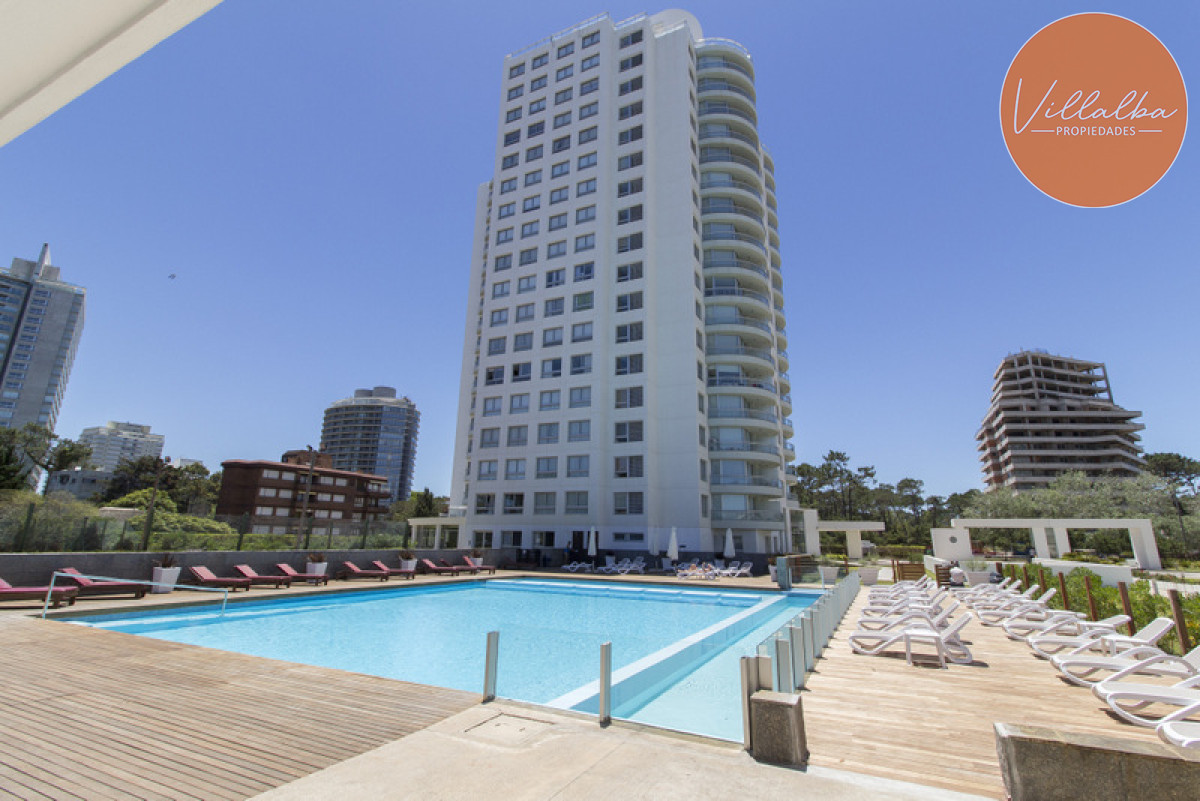 Apartamento ID.3689 - Venta Apartamento 3 Dormitorios Playa Brava Punta del Este